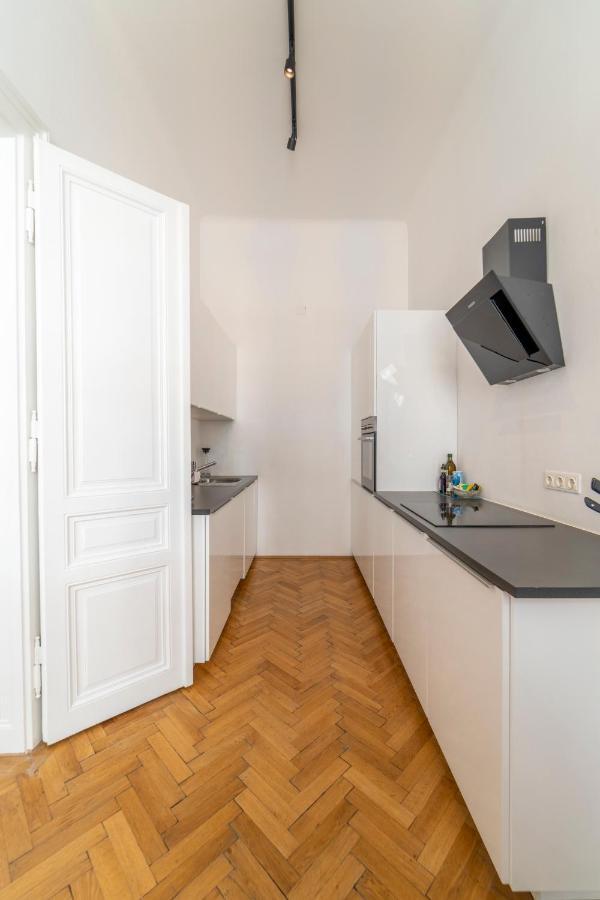 Josef'S Home I Premium Suite I Quiet & Central Vienna Luaran gambar